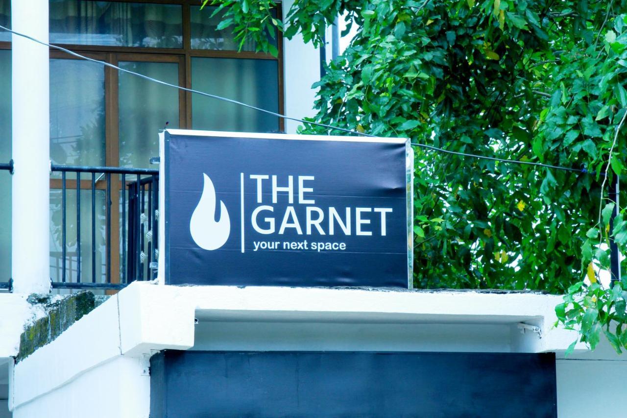 ホテル The Garnet ミリッサ エクステリア 写真